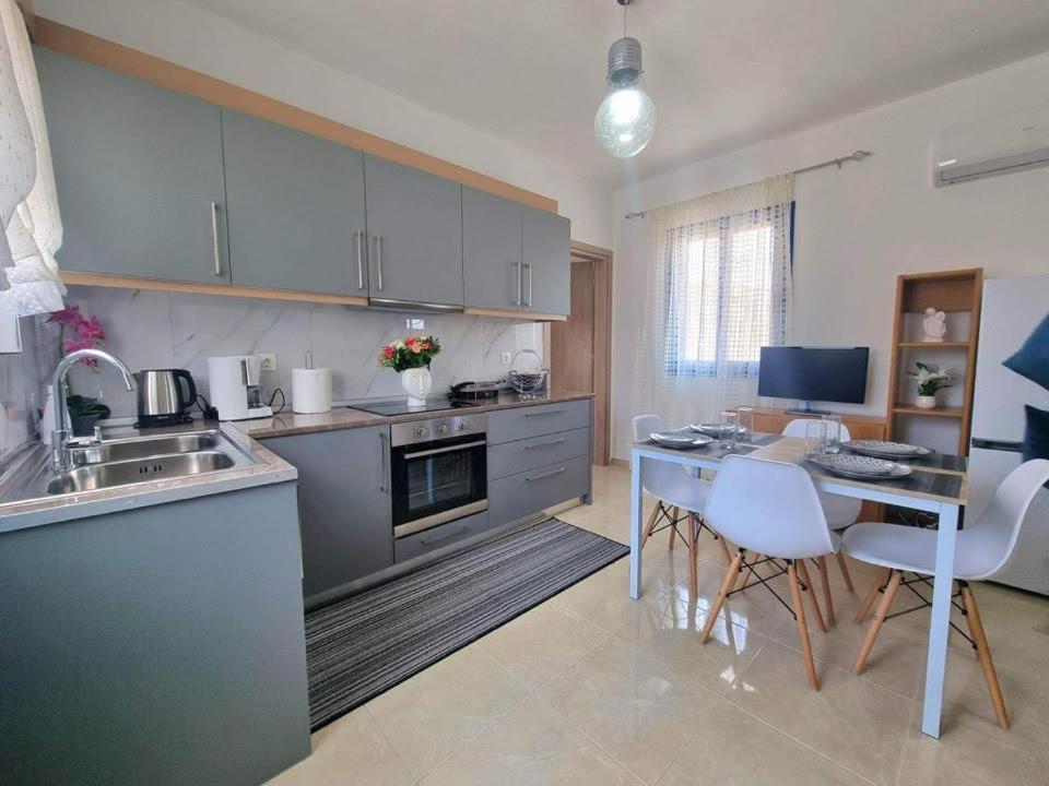 Dionysia Apartments Livadia  Buitenkant foto