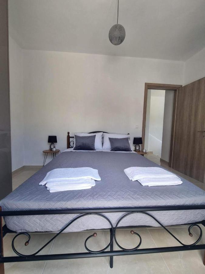 Dionysia Apartments Livadia  Buitenkant foto