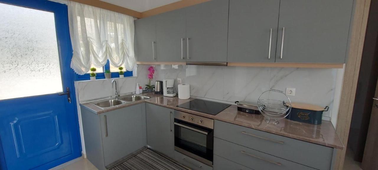 Dionysia Apartments Livadia  Buitenkant foto